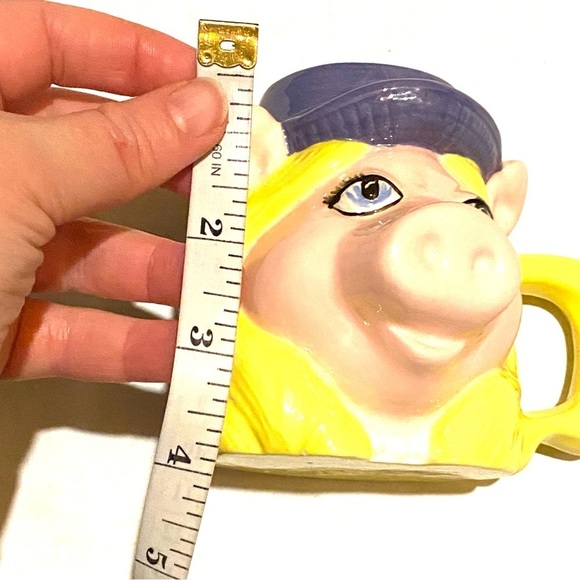 Miss Piggy Muppet Painted Ceramic Mug Coffee Cup - Picture 7 of 9